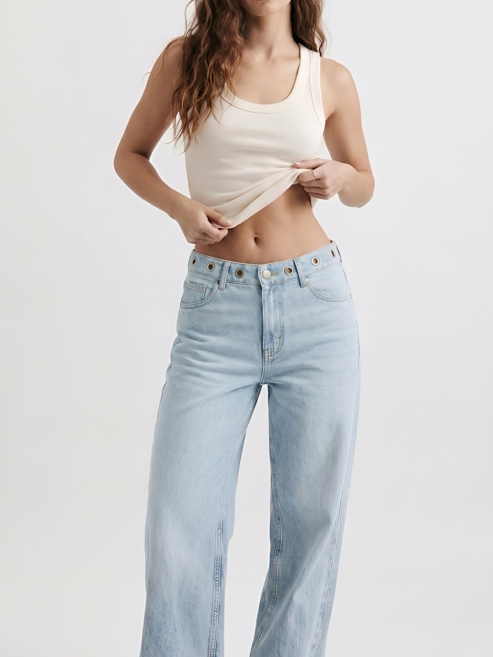 SYDNEY EYELET JEANS (Season Sales ❣️🎄)